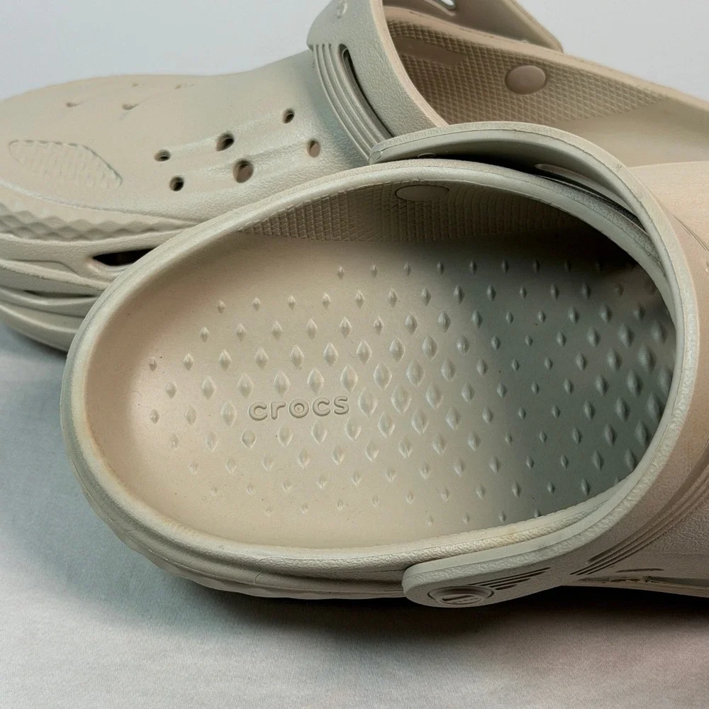 NEW Crocs Off Grid Clog Mens 7 Womens 9 Slip On Sandal 209501-2V3 Tan